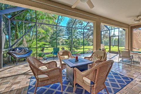 House in Venice, Florida 2 bedrooms, 178 sq.m. № 2216086 - photo 21
