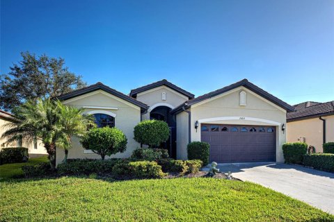 House in Venice, Florida 2 bedrooms, 178 sq.m. № 2216086