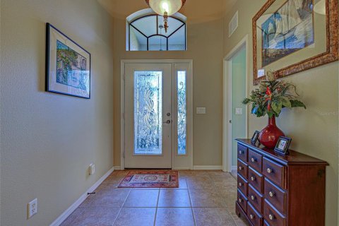 House in Venice, Florida 2 bedrooms, 178 sq.m. № 2216086 - photo 5