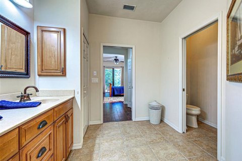House in Venice, Florida 2 bedrooms, 178 sq.m. № 2216086 - photo 29