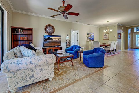 House in Venice, Florida 2 bedrooms, 178 sq.m. № 2216086 - photo 8