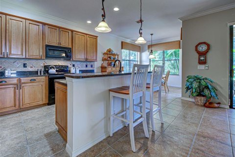 House in Venice, Florida 2 bedrooms, 178 sq.m. № 2216086 - photo 12