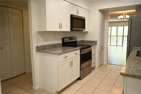 Condo in Clearwater, Florida, 2 bedrooms  № 1866021 - photo 2
