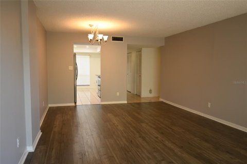 Condo in Clearwater, Florida, 2 bedrooms  № 1866021 - photo 5