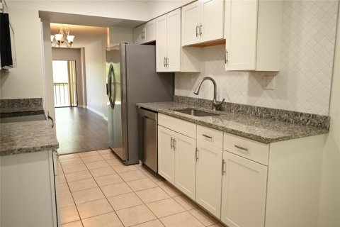 Condo in Clearwater, Florida, 2 bedrooms  № 1866021 - photo 3