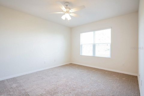 House in Cape Coral, Florida 4 bedrooms, 169.83 sq.m. № 1917999 - photo 12