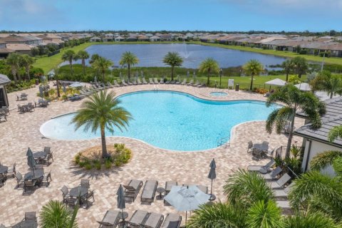 Casa en venta en Lake Worth, Florida, 4 dormitorios, 260.59 m2 № 1224882 - foto 1