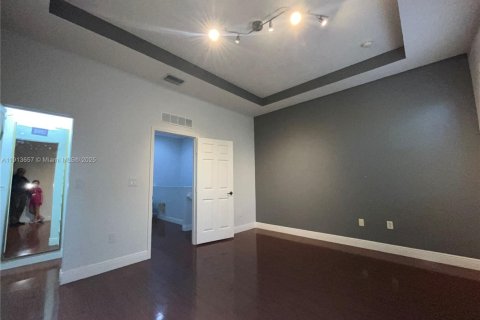 Купить таунхаус в Мирамар, Флорида 3 спальни, 139.82м2, № 1968906 - фото 20