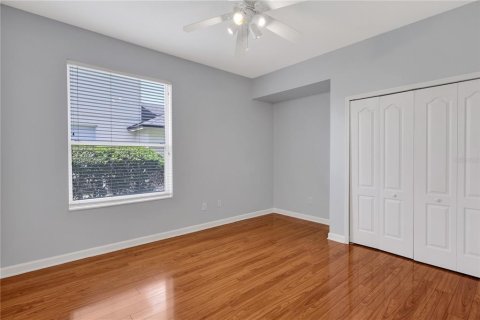 House in Apopka, Florida 4 bedrooms, 324.23 sq.m. № 2095669 - photo 29