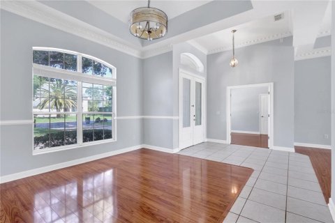 House in Apopka, Florida 4 bedrooms, 324.23 sq.m. № 2095669 - photo 3
