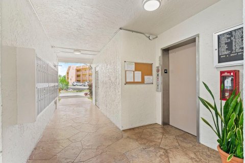 Copropriété à vendre à Margate, Floride: 1 chambre, 66.89 m2 № 2154512 - photo 26