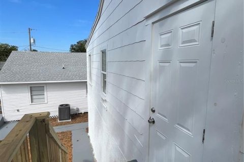 Appartement à louer à New Smyrna Beach, Floride: 1 chambre, 74.32 m2 № 1795562 - photo 2