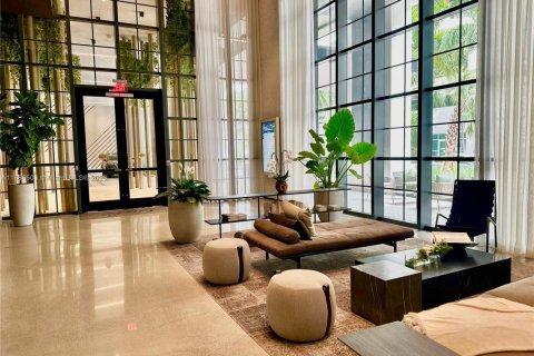 Copropriété à vendre à Miami, Floride: 34.75 m2 № 1944086 - photo 2