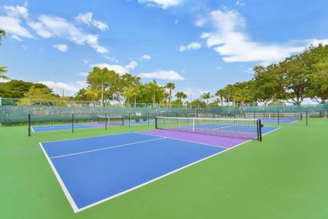 Condo in Pembroke Pines, Florida, 2 bedrooms  № 1892358 - photo 2