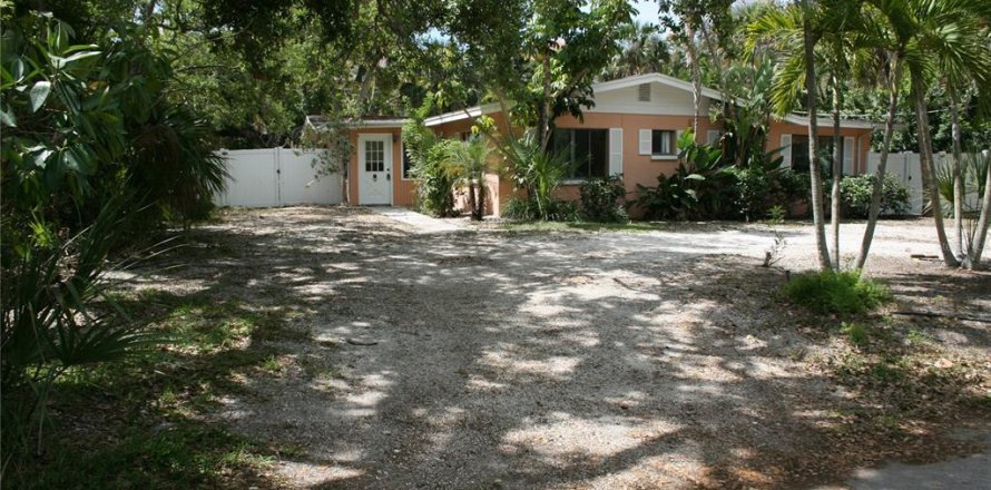 Terrain à Sarasota, Floride № 2096887