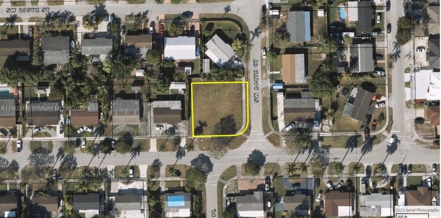 Земельный участок в Хомстед, Флорида № 1955839