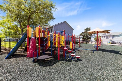 Adosado en venta en Orlando, Florida, 3 dormitorios, 130.34 m2 № 2203570 - foto 28
