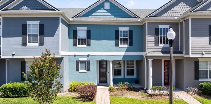 Adosado en Orlando, Florida 3 dormitorios, 130.34 m2 № 2203570