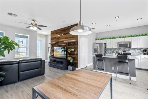 Adosado en venta en Orlando, Florida, 3 dormitorios, 130.34 m2 № 2203570 - foto 4