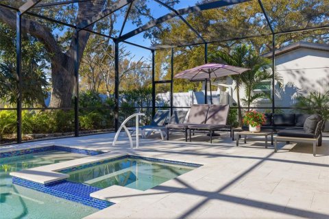 Casa en venta en Saint Petersburg, Florida, 5 dormitorios, 419.73 m2 № 2107371 - foto 19