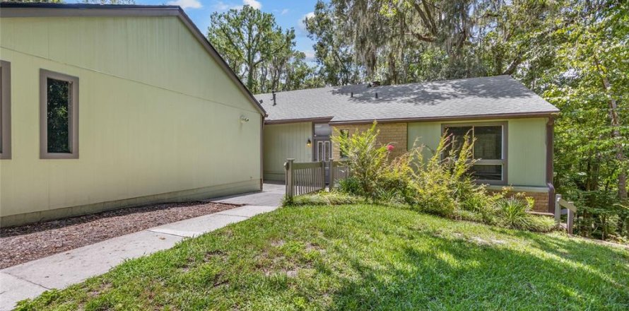 Casa en Gainesville, Florida 4 dormitorios, 271.92 m2 № 1852832