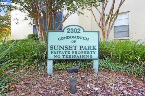 Condo in Tampa, Florida, 1 bedroom  № 1874093 - photo 5