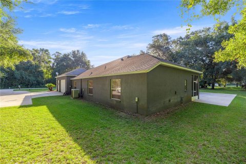 House in Citrus Springs, Florida 4 bedrooms, 319.68 sq.m. № 1899889 - photo 6