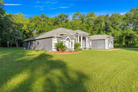House in Citrus Springs, Florida 4 bedrooms, 319.68 sq.m. № 1899889 - photo 4