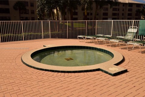 Copropriété à vendre à Boca Raton, Floride: 2 chambres, 128.67 m2 № 1965747 - photo 19