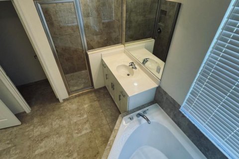 Villa ou maison à louer à Lake Worth, Floride: 5 chambres, 260.96 m2 № 1022331 - photo 1