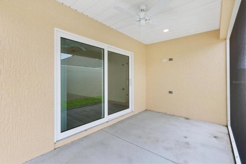 House in The Villages, Florida 3 bedrooms, 139.26 sq.m. № 1816702 - photo 27