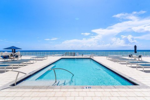 Copropriété à vendre à Highland Beach, Floride: 2 chambres, 102.19 m2 № 2372017 - photo 30