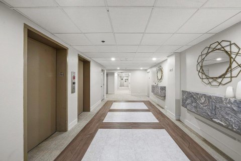 Copropriété à vendre à Highland Beach, Floride: 2 chambres, 102.19 m2 № 2372017 - photo 6