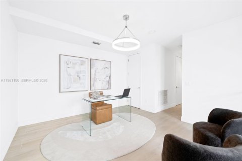 Touwnhouse à vendre à Fort Lauderdale, Floride: 3 chambres, 236.71 m2 № 2023746 - photo 13