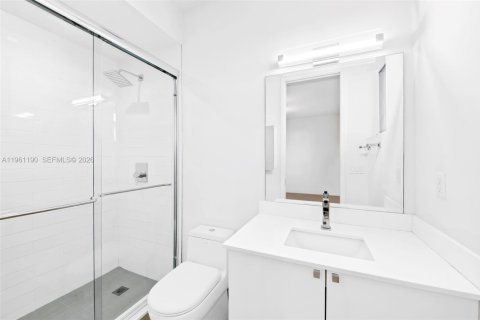 Touwnhouse à vendre à Fort Lauderdale, Floride: 3 chambres, 236.71 m2 № 2023746 - photo 24