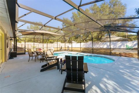 House in Lady Lake, Florida 3 bedrooms, 142.51 sq.m. № 1751085 - photo 30