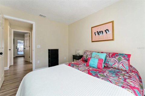 House in Lady Lake, Florida 3 bedrooms, 142.51 sq.m. № 1751085 - photo 18
