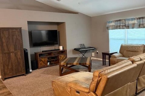 Casa en venta en Deltona, Florida, 3 dormitorios, 146.14 m2 № 2095768 - foto 6