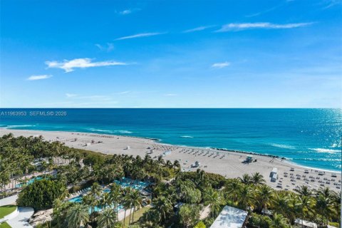 Condo in Miami Beach, Florida, 4 bedrooms  № 2026209 - photo 24