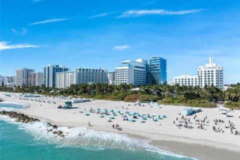 Condo in Miami Beach, Florida, 4 bedrooms № 2026209