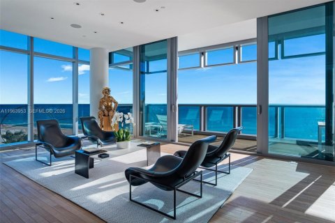 Condo in Miami Beach, Florida, 4 bedrooms  № 2026209 - photo 18