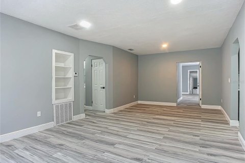 Casa en venta en DeLand, Florida, 3 dormitorios, 178.47 m2 № 1558854 - foto 5