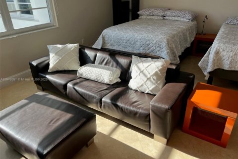 Condominio en alquiler en Miami Beach, Florida, 50.63 m2 № 1812378 - foto 7
