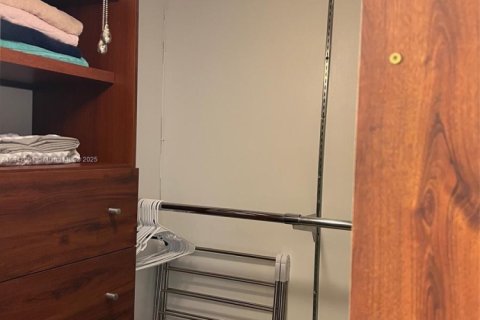 Condominio en alquiler en Miami Beach, Florida, 50.63 m2 № 1812378 - foto 22