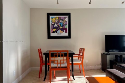 Condominio en alquiler en Miami Beach, Florida, 50.63 m2 № 1812378 - foto 3