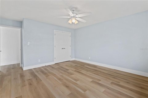 Condo in Sarasota, Florida, 1 bedroom  № 2206894 - photo 12