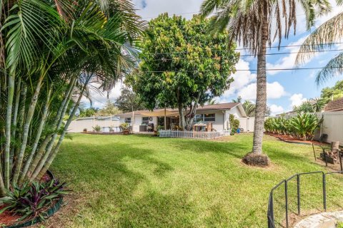 Villa ou maison à vendre à Clearwater, Floride: 3 chambres, 139.17 m2 № 2347102 - photo 30