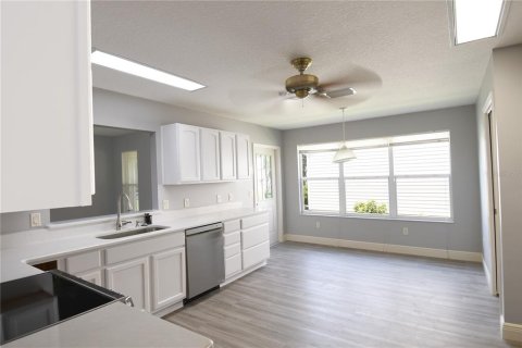 Villa ou maison à vendre à The Villages, Floride: 3 chambres, 157.47 m2 № 1510514 - photo 14