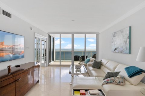 Condo in Sunny Isles Beach, Florida, 3 bedrooms  № 1925138 - photo 4