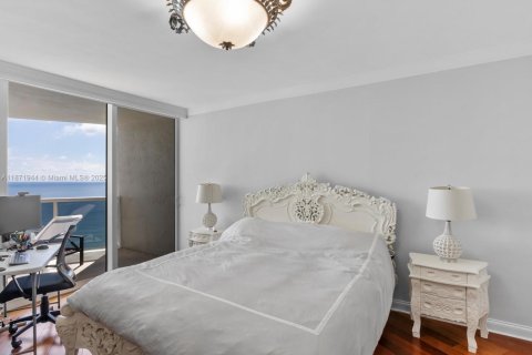 Condo in Sunny Isles Beach, Florida, 3 bedrooms  № 1925138 - photo 14
